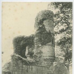 SENS-de-BRETAGNE (I.-et-V.). - Ruines du Château du Bouessay