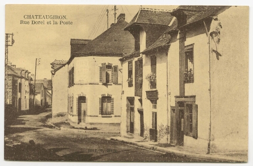 CHATEAUGIRON Rue Dorel et la Poste.