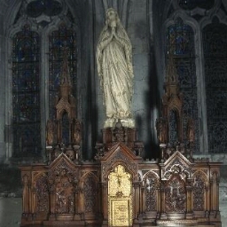 Retable dédié à la Vierge de la cathédrale Saint-Samson