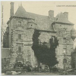 LOGUIVY-PLOUGRAS. - Château de Kérouë
