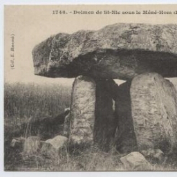 Dolmen de St-Nic sous le Méné-Hom (Baie de Douarnenez)