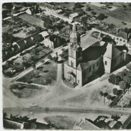 SAINTE-ANNE-SUR-VILAINE (I.-et-V.) - Vue aérienne de la Place de l'Eglise
