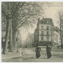 RENNES - Le Boulevard de la Liberté et la rue Poullain Duparc.