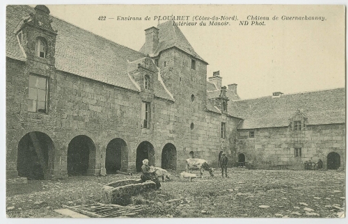 Environs de PLOUARET (Côtes-du-Nord). Château de Guernachannay.