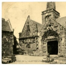 EGLISE DE LA MARTYRE (Finistère) - Porche du XVe Siècle