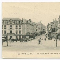Vitré (I.-et-V.).- Place de la gare et la rue Garengot