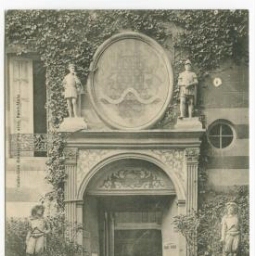 SAINT-MALO - La maison où est né Châteaubriand.