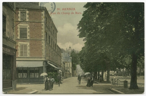RENNES - Rue du Champ de Mars.