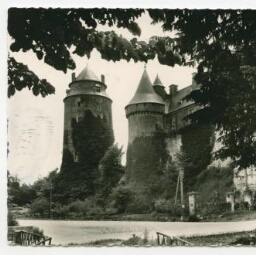 Vue de la Grosse Tour du Château de Châteaugiron.
