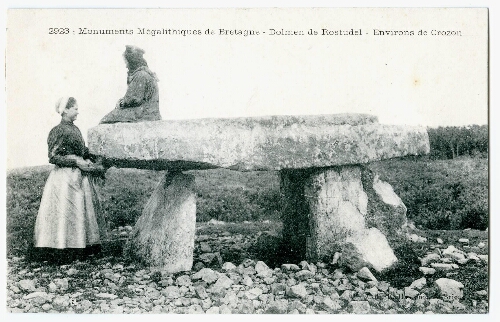 Monuments Mégalithiques de Bretagne. Dolmen de Rostudel - Environs de Crozon