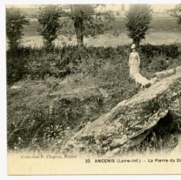 ANCENIS (Loire-Inf.) - La Pierre du Diable (Dolmen ruiné)