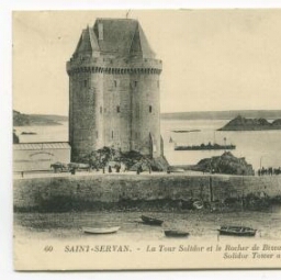 SAINT-SERVAN - La tour solidor et le rocher de Bizeux. Solidor tower and the rock of Bizeux.
