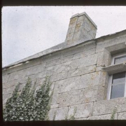 Plomeur. - Saint-Jean Trolimon : maison, fenêtre.