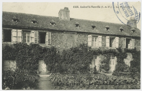 Andouillé-Neuville (I.-et-V.). Le presbytère.