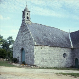 Guiscriff. - Saint-Tudual : chapelle.