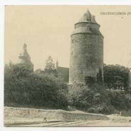 CHATEAUGIRON (Ille-et-Vilaine). - Le Château (Côté Nord).