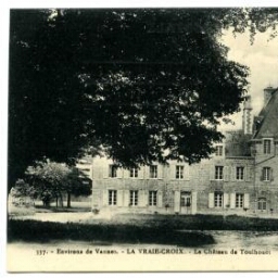 Environs de Vannes. - LA VRAIE-CROIX. - Le Château de Toulhouët