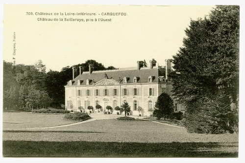 CARQUEFOU - Château de la Seilleraye, pris à l'Ouest