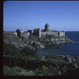 Plévenon. - Fort La Latte : château fort.
