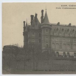 Château de TREVAREZ Près Châteauneuf-du-Faou (façade Nord)