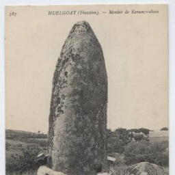 HUELGOAT (Finistère). - Menhir de Kérampeulven