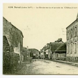 Derval (Loire-Infre) - La Gendarmerie et arrivée de Châteaubriant