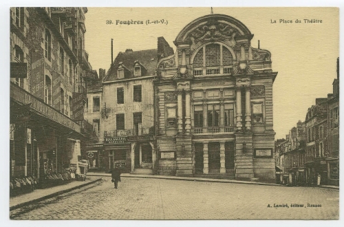 Fougères (I.-et-V.) - La Place du Théâtre.