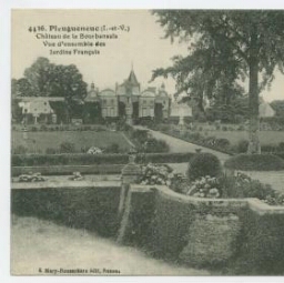 Pleugueneuc (I.-et-V.) - Château de la Bourbansais Vue d'ensemble des jardins Français