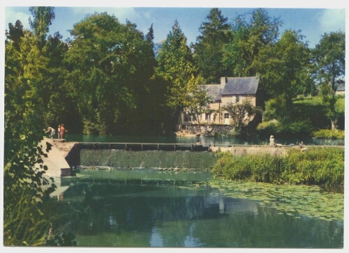 La Vallée de la Vilaine Bourg-des-Comptes (I.-et-V.)- La passerelle