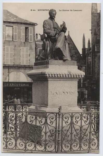 Bis. QUIMPER - La Statue de Laënnec
