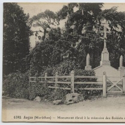 Augan (Morbihan) - monument élevé à la mémoire des soldats morts pour la France