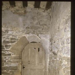 Noyal-sur-Vilaine. - Château du Bois Orcan : maison, manoir, château, cuisine, porte arrière.