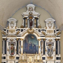 Retable de l'autel principal de l'église Notre-Dame-de-la-Visitation