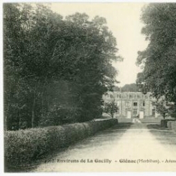 Environs de La Gacilly - Glénac (Morbihan) - Avenue et Château de la Forêt-Neuve.