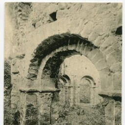 Le Temple de Lanleff (Côtes-du-Nord) Porte principale romane-bizantine (XIḞ et XIIḞ siècles)