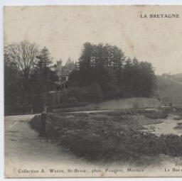 Environs de MORLAIX Le Bas de la Rivière, Château de Lannuguy.