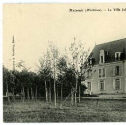 Malansac (Morbihan) - La Villa Julo.