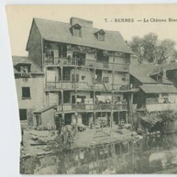 RENNES - Le Château Branlant dit