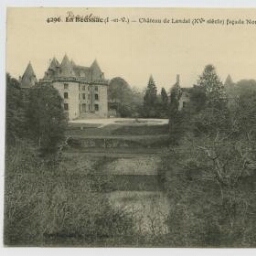 La Boussac (I.-et-V.) - Château de Landal (XVè siècle) façade nord.- Cour intérieure.- Etang de Landal